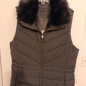 TALBOTS BLACK PUFFY VEST SZ M BRAND NEW SZ M